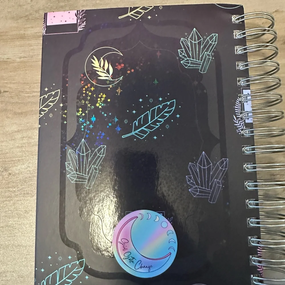 Undated Girl Gotta Change Planner Brand new‎